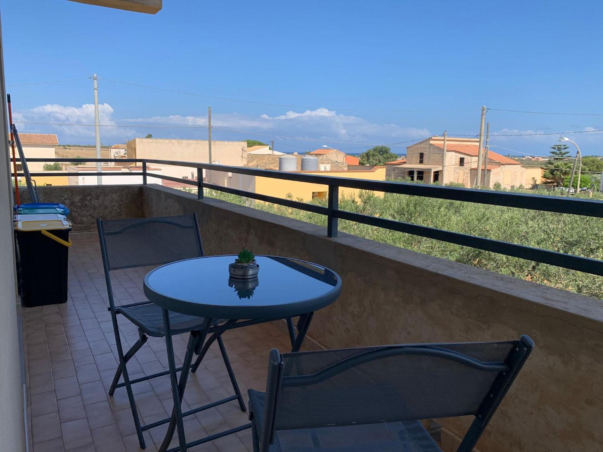Casa Vacanza Torre Di Mezzo - Tramonto マラウサ エクステリア 写真